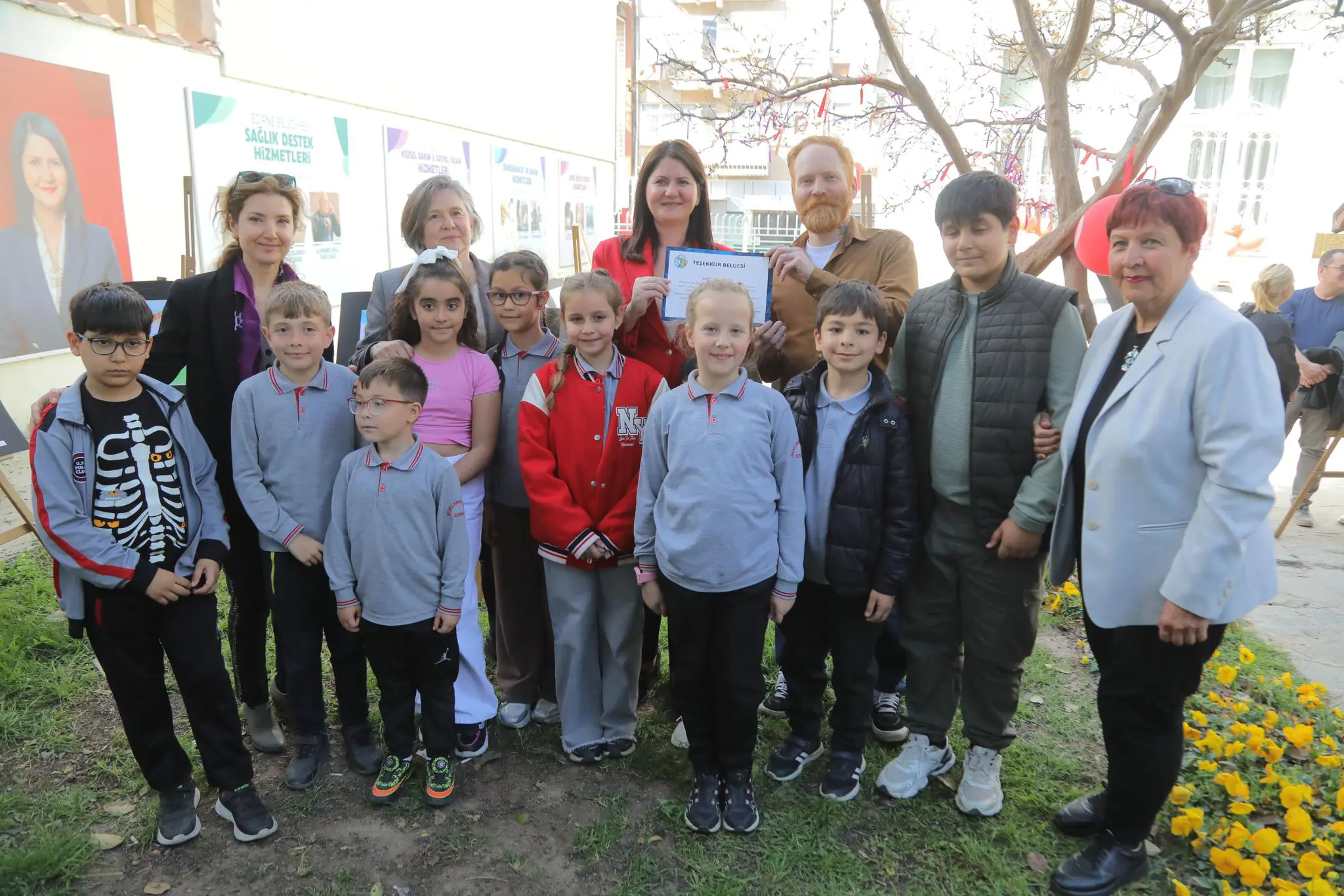 EDİRNE BELEDİYESİ 23 NİSAN ŞENLİĞİ RENKLİ GÖRÜNTÜLERE SAHNE OLDU galeri görseli